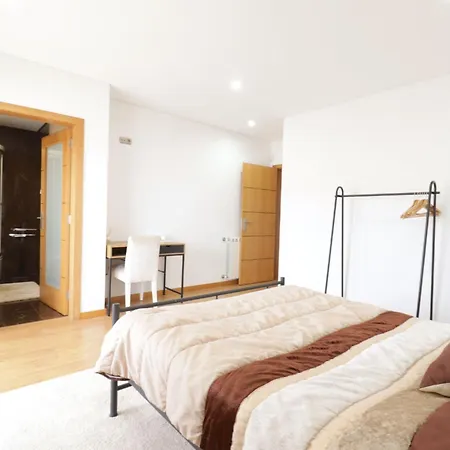 Oktavihu House * Vila Nova de Famalicão